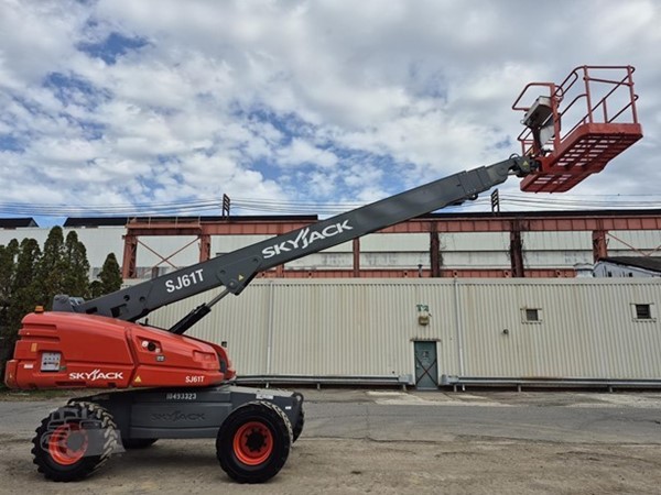 2016 Skyjack SJ61T Telescopic Boom Lift