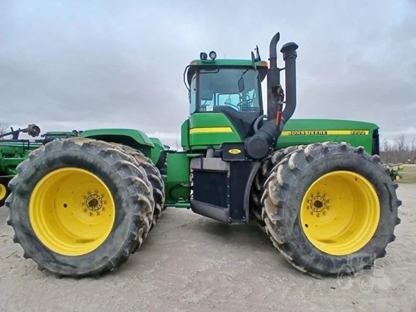 2000 John Deere 9200 4WD Tractor