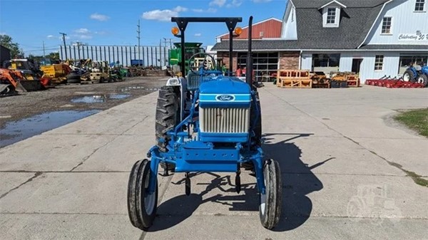 1986 FORD 1710 High Crop Tractor with Cultivator